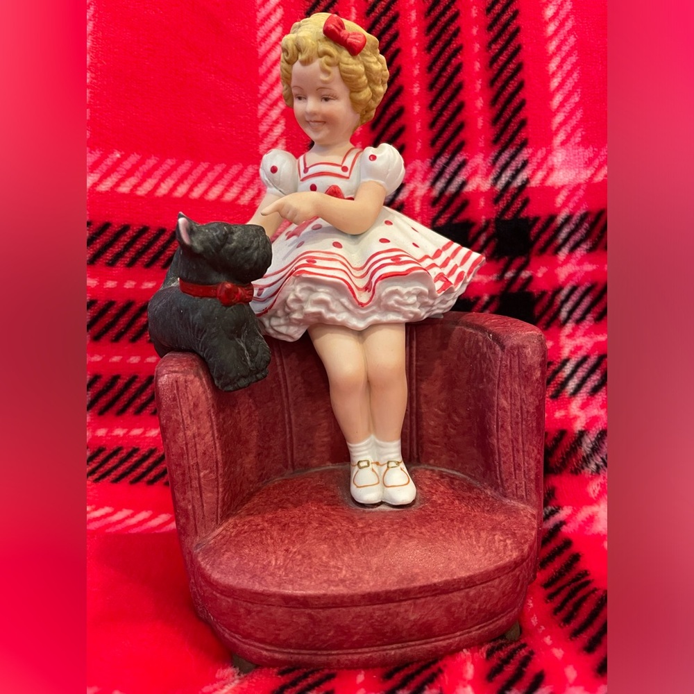 The Shirley Temple Collection figurine #2990 “Stand Up and Cheer”